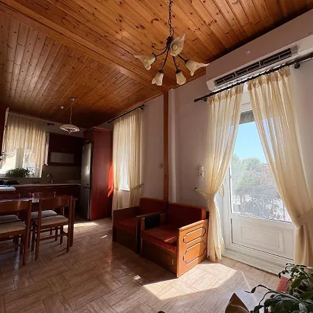 Apartment καπνομάγαζο λαδιά